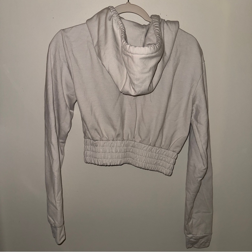 TALENTLESS Cream Cropped Hoodie